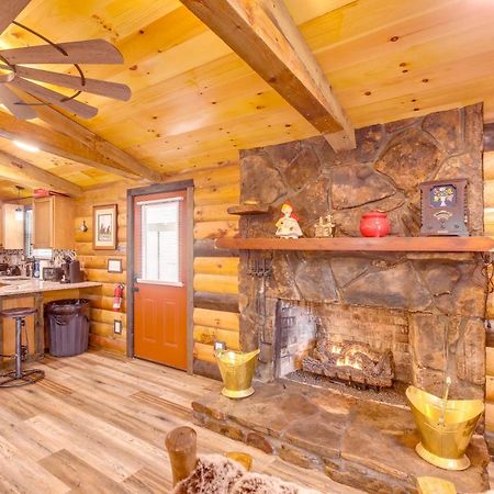 Pet-Friendly Chattanooga Cabin With Hot Tub And Kayaks Esterno foto