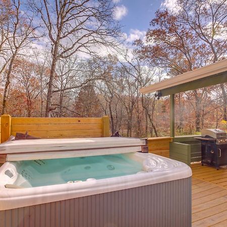 Pet-Friendly Chattanooga Cabin With Hot Tub And Kayaks Esterno foto