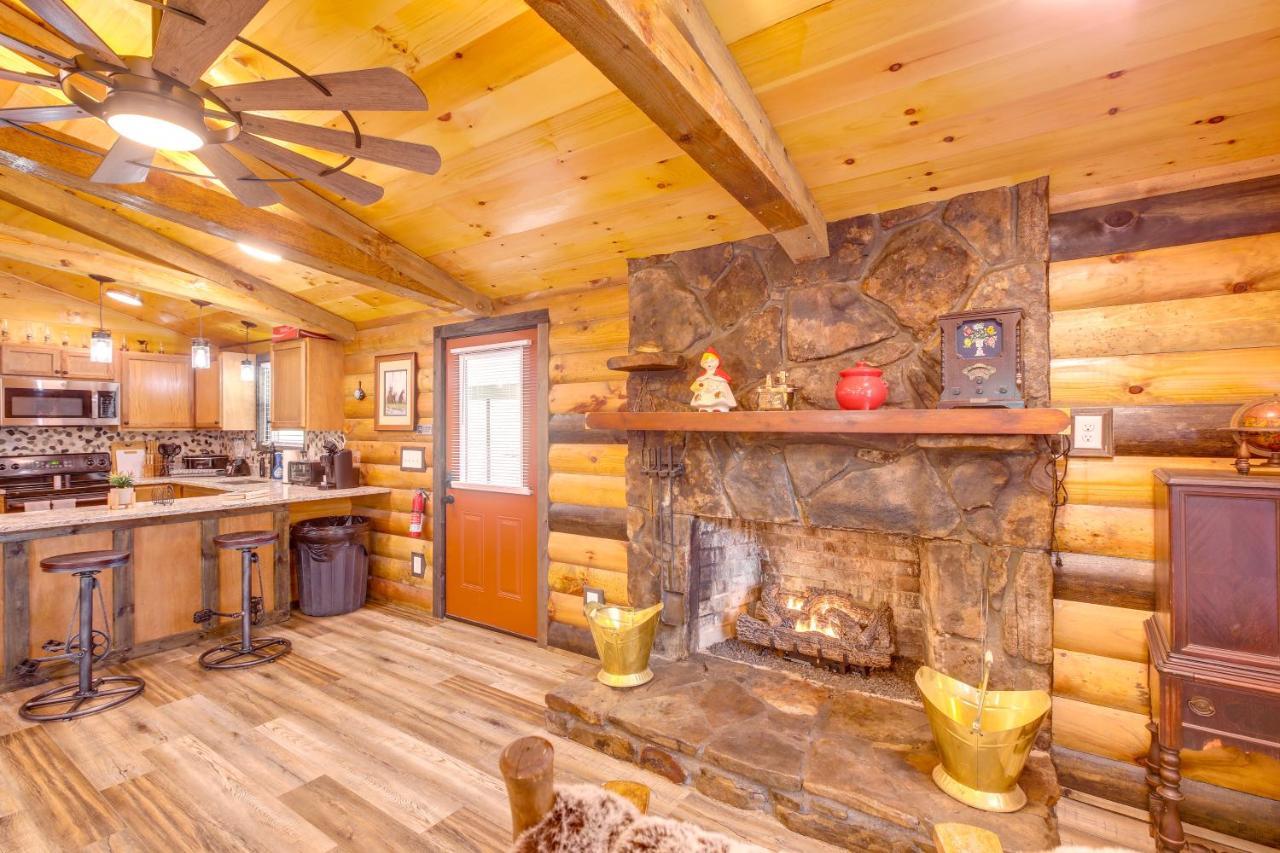 Pet-Friendly Chattanooga Cabin With Hot Tub And Kayaks Esterno foto
